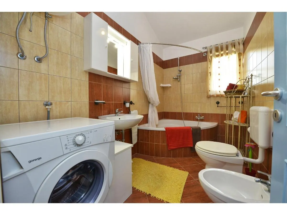 Villa Dany Kaštelir 0*,  Croacia